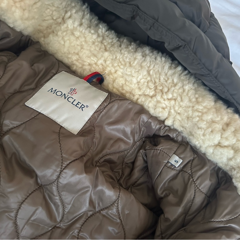 Moncler Men’s Down Jacket - Picture 5 of 9